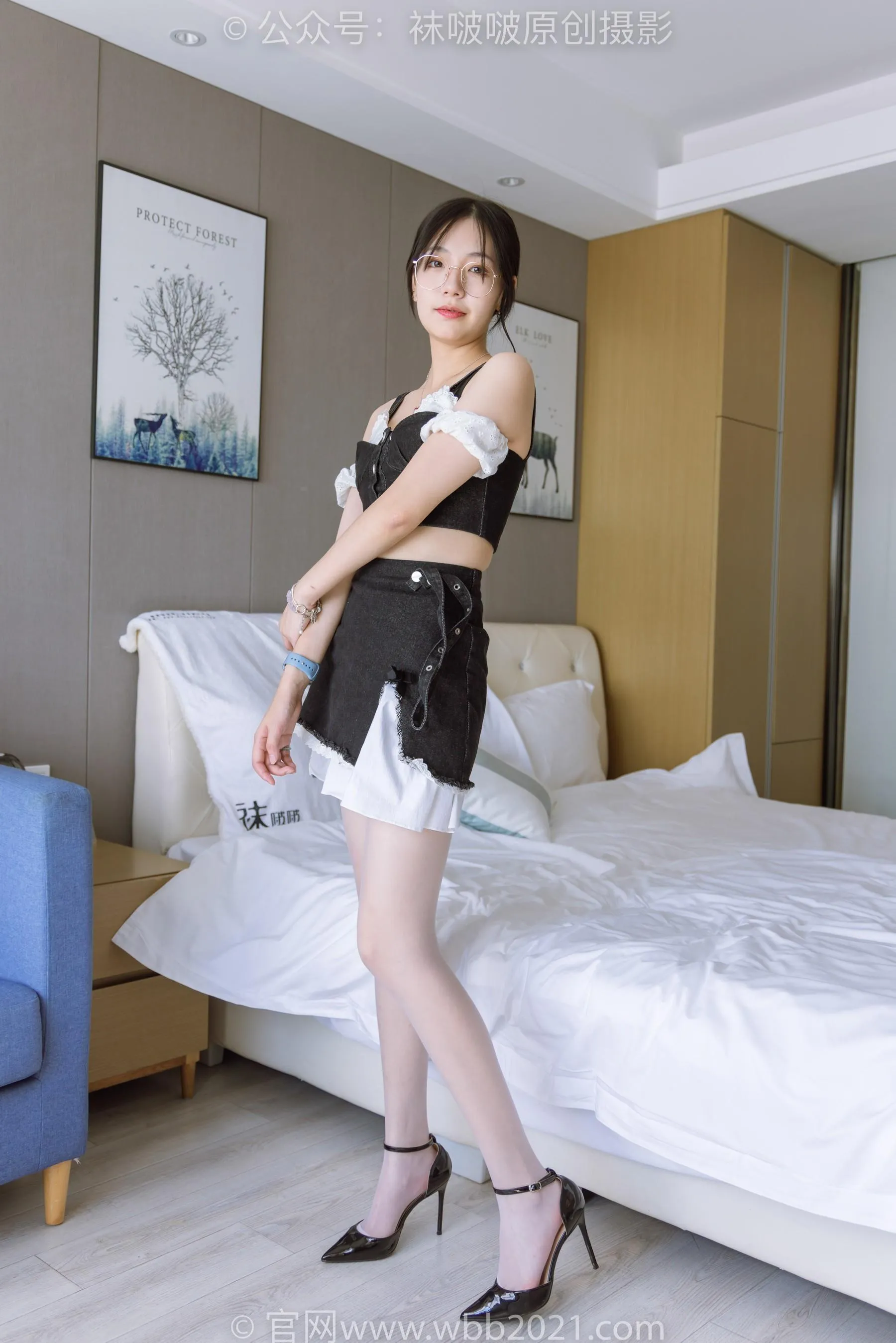 [BoBoSocks袜啵啵]NO.235 小甜豆-两双高跟鞋、白丝 [46P]插图5